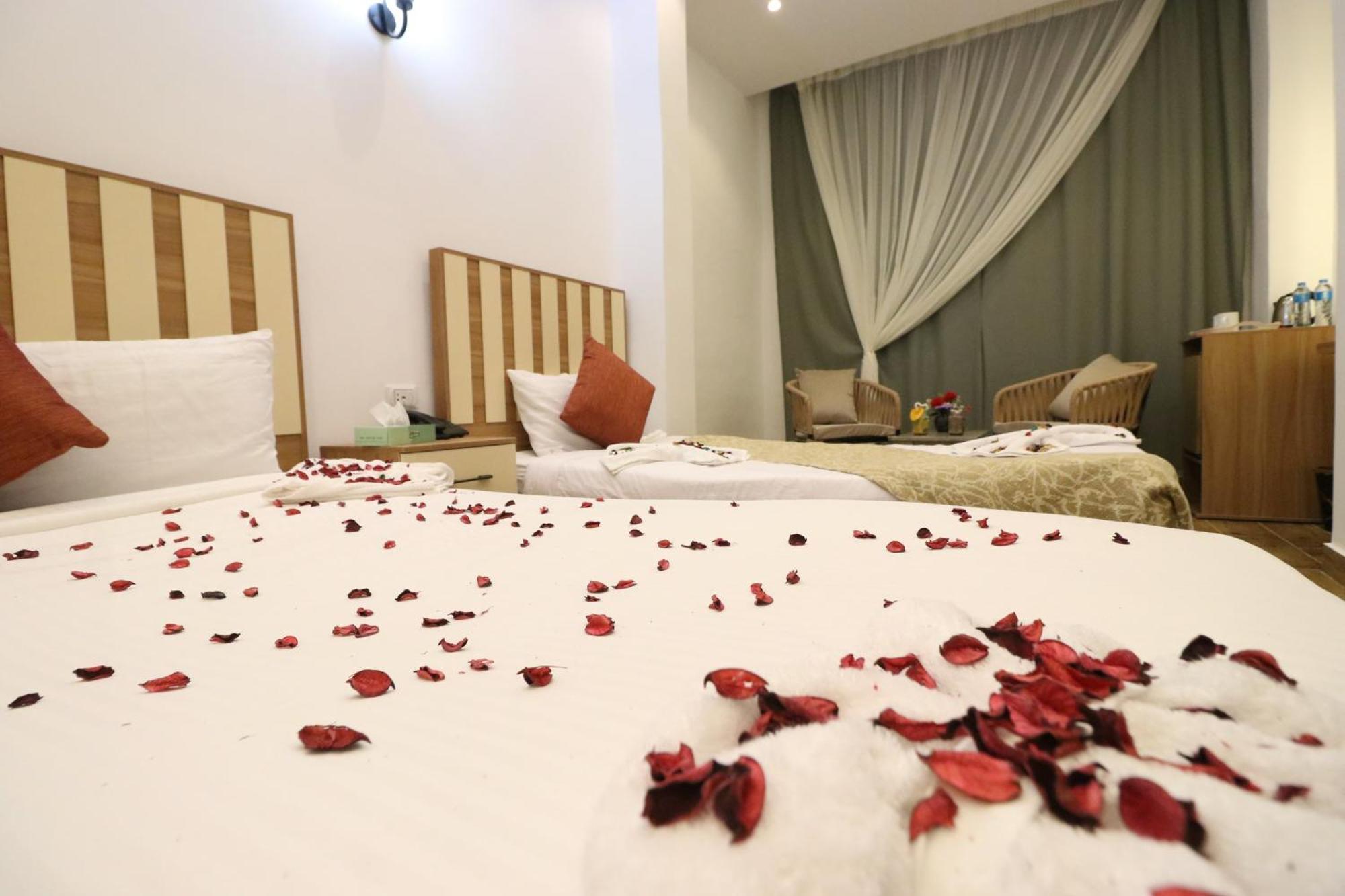 West Pyramids Hotel Kafret el-Gabal Zewnętrze zdjęcie