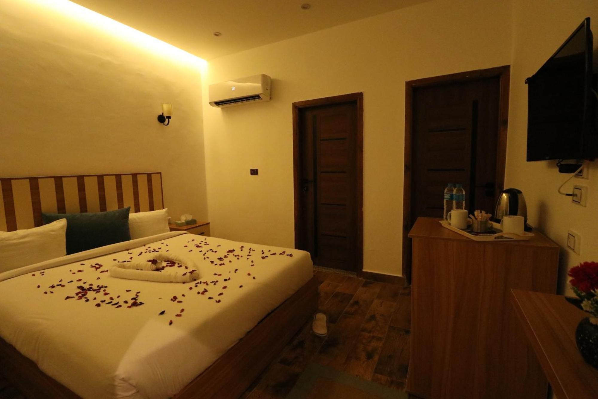 West Pyramids Hotel Kafret el-Gabal Zewnętrze zdjęcie