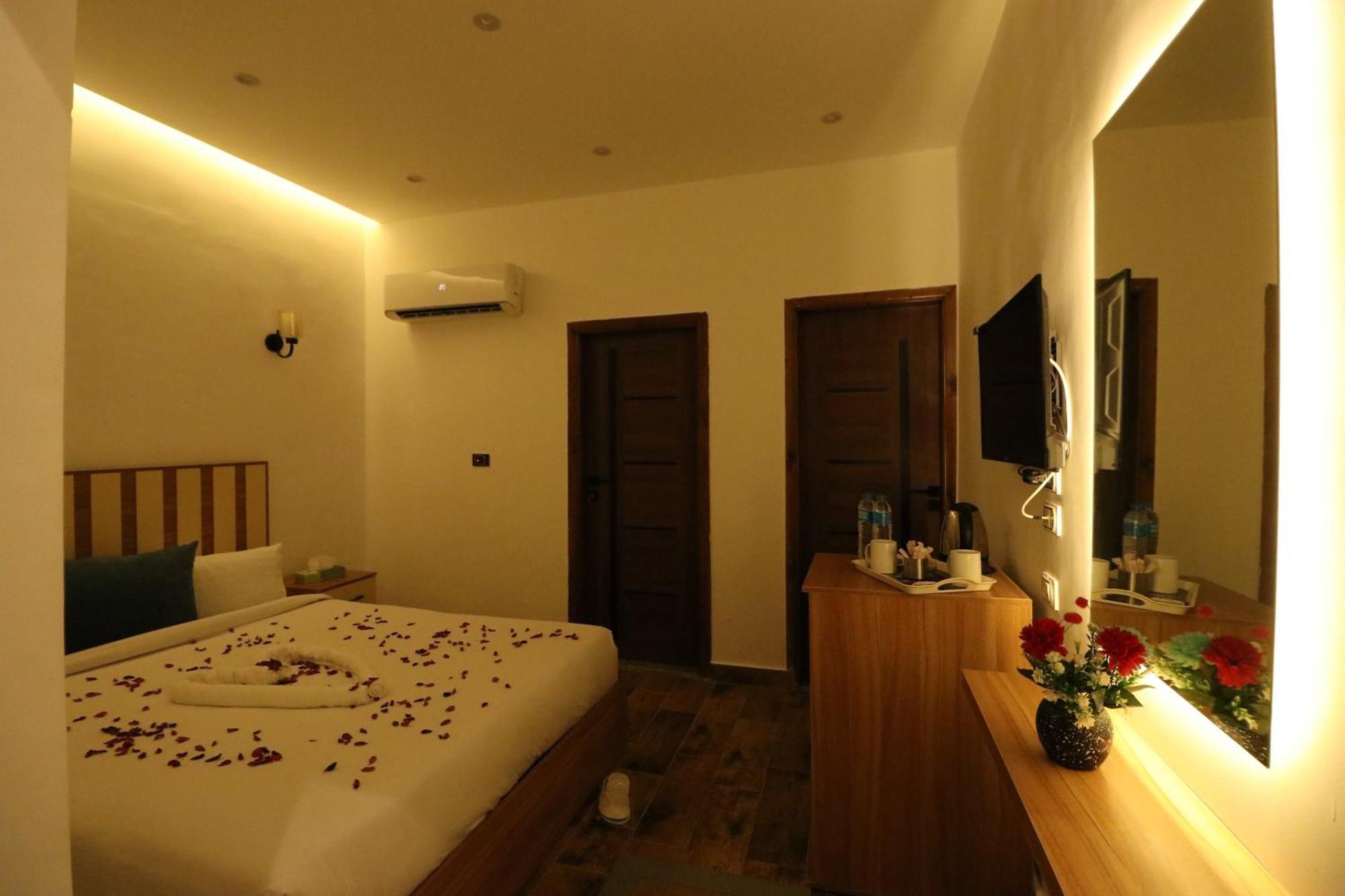 West Pyramids Hotel Kafret el-Gabal Zewnętrze zdjęcie