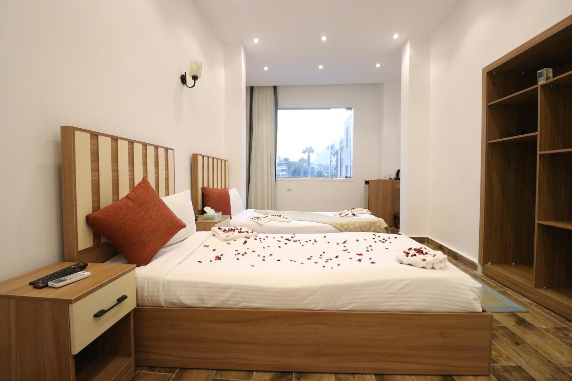 West Pyramids Hotel Kafret el-Gabal Zewnętrze zdjęcie